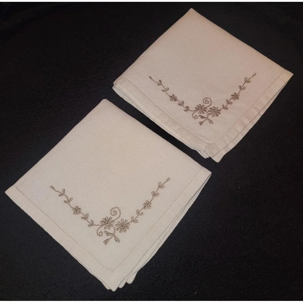 Vintage Set of Linen Napkins with Floral Embroidery and Hemstitching